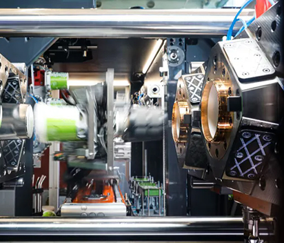 Smart Injection Molding Machines for Precision Production