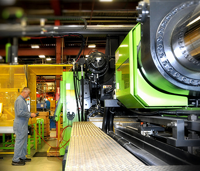 Injection Molding Machines for Complex Parts with Varying Wall Thicknesses