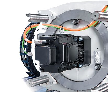 Smart Injection Molding Machines with Automation Integration