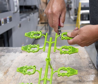 Injection Molding Machines for Multi-Cavity Mold Production